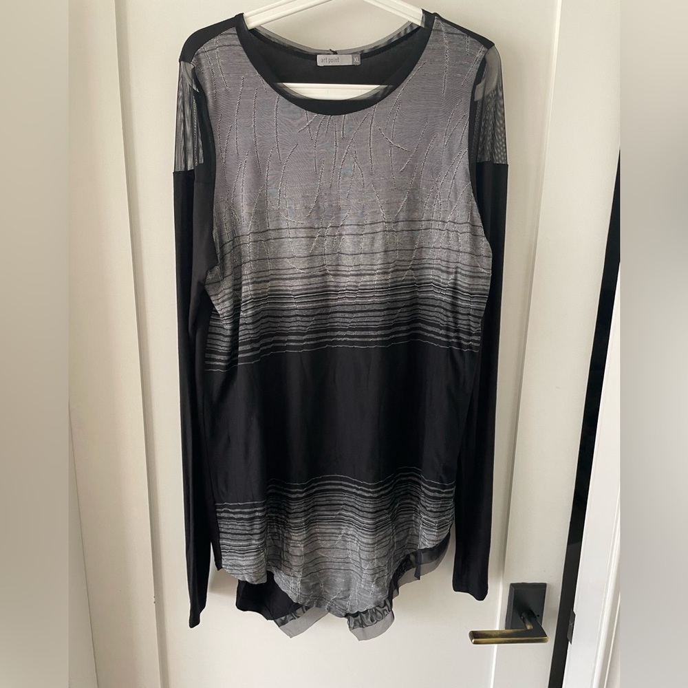 Black and Gray Long Sleeve Top